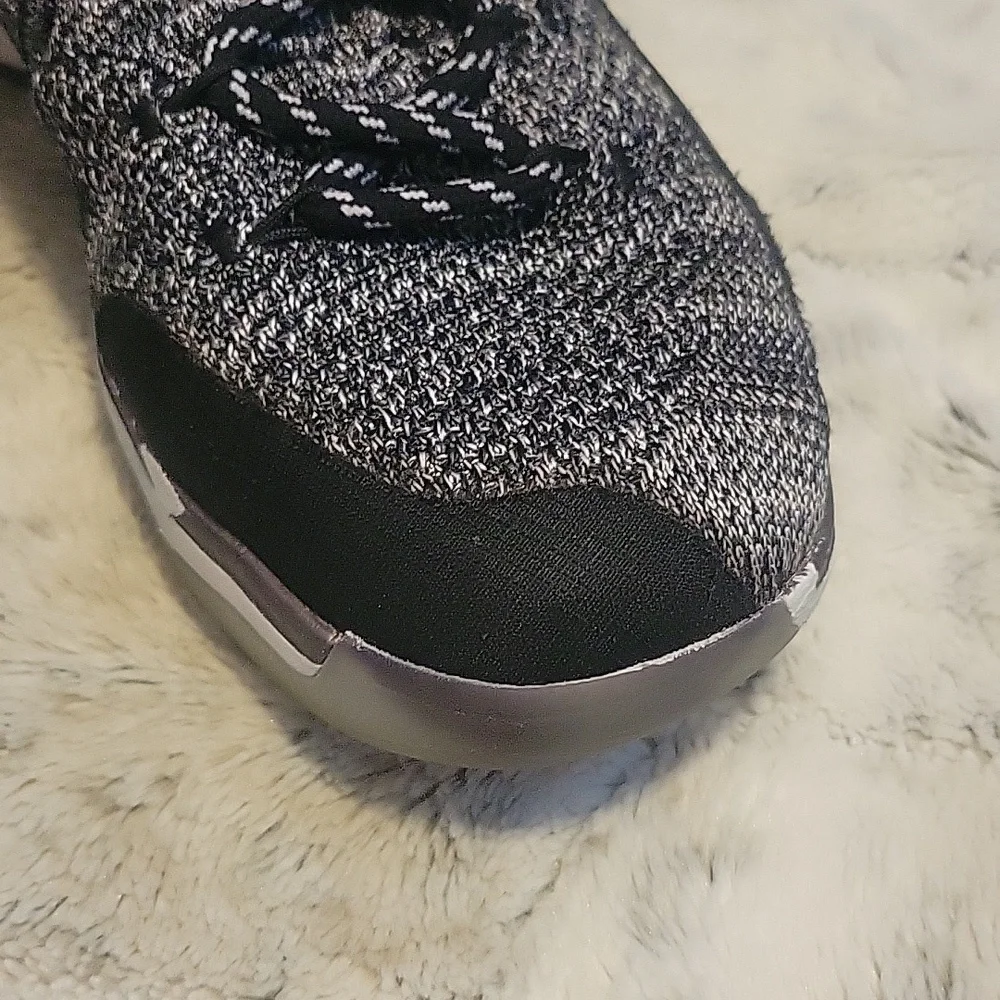 Nike KD11 Flyknit Basketball Shoes - Picture 7 of 15